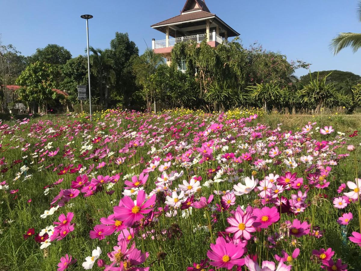 Ok Farm Resort Det Udom Exterior foto